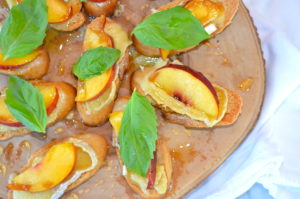 brie and peach crostini- finished product